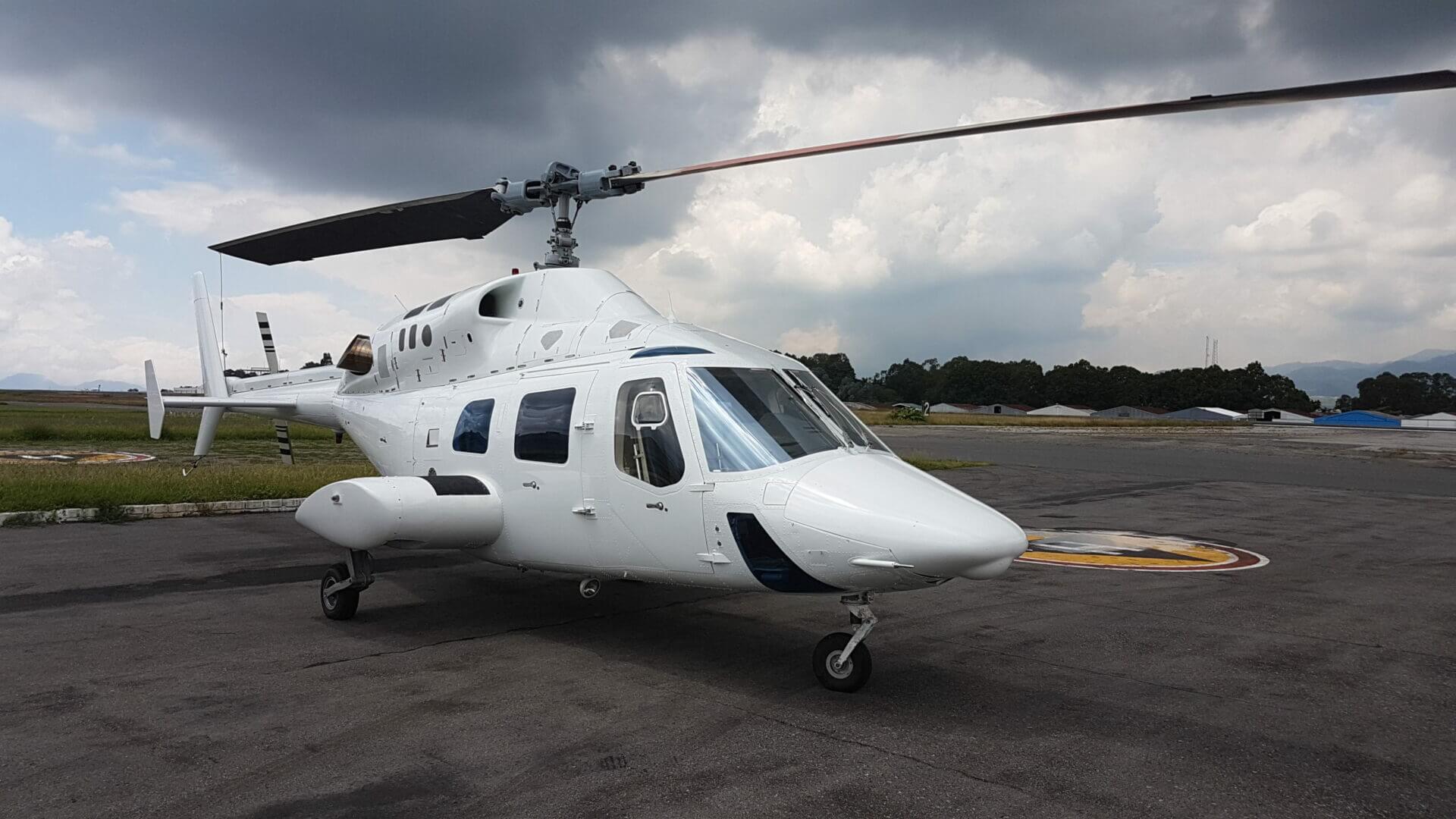 Bell 222 Helicopter Interior