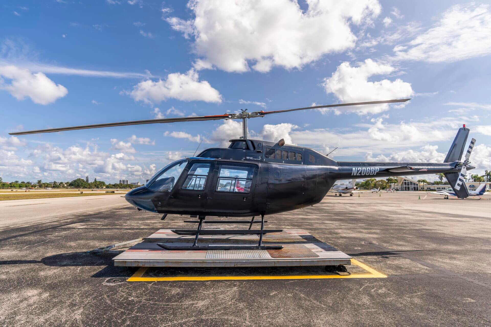 1973 Bell 206B2, photo 1