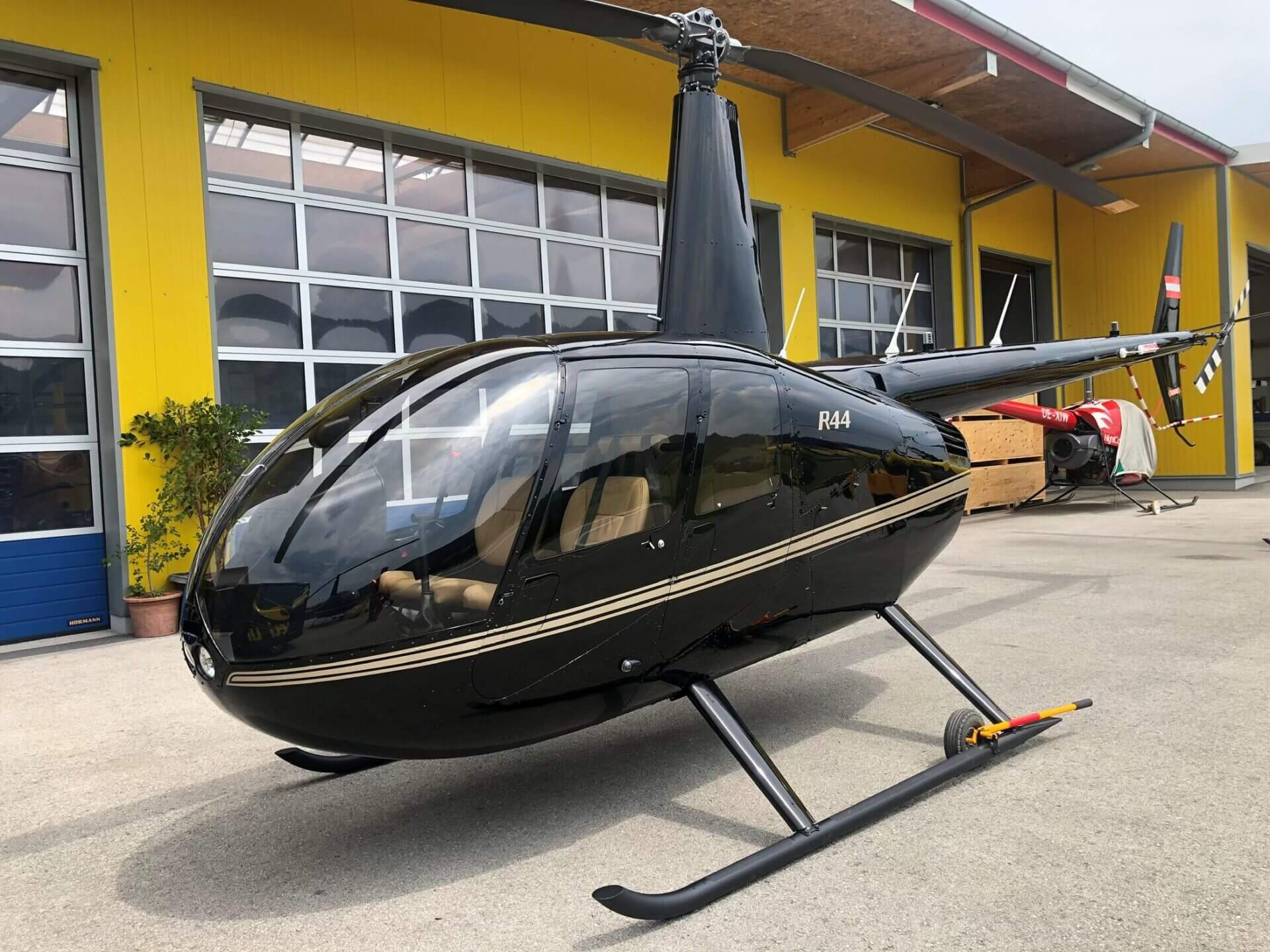 ロビン 2026 Robinson R44 Raven I(TTSN:0), Germany - HeliTrader