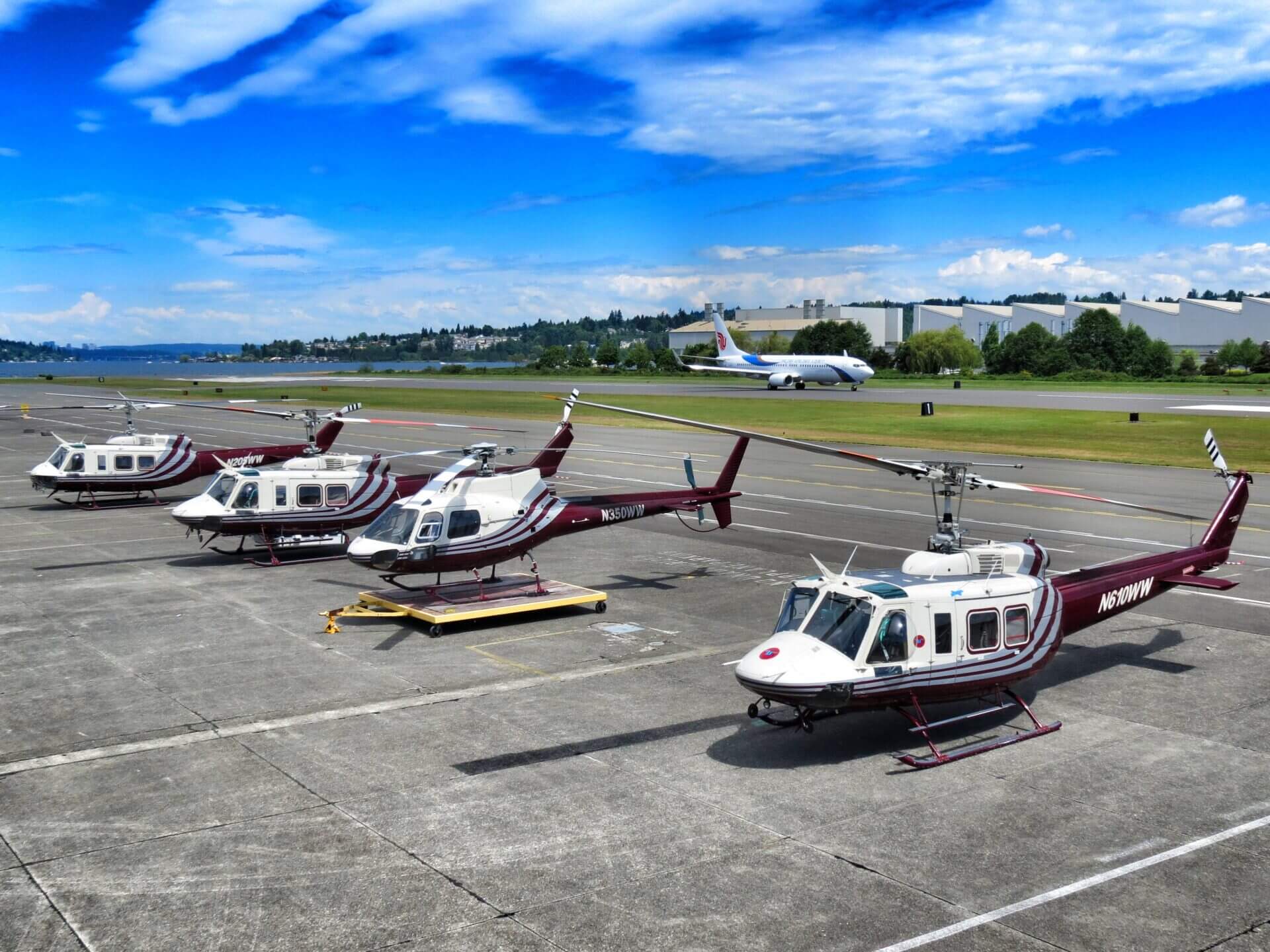 1980 Bell 205A1++, photo 1