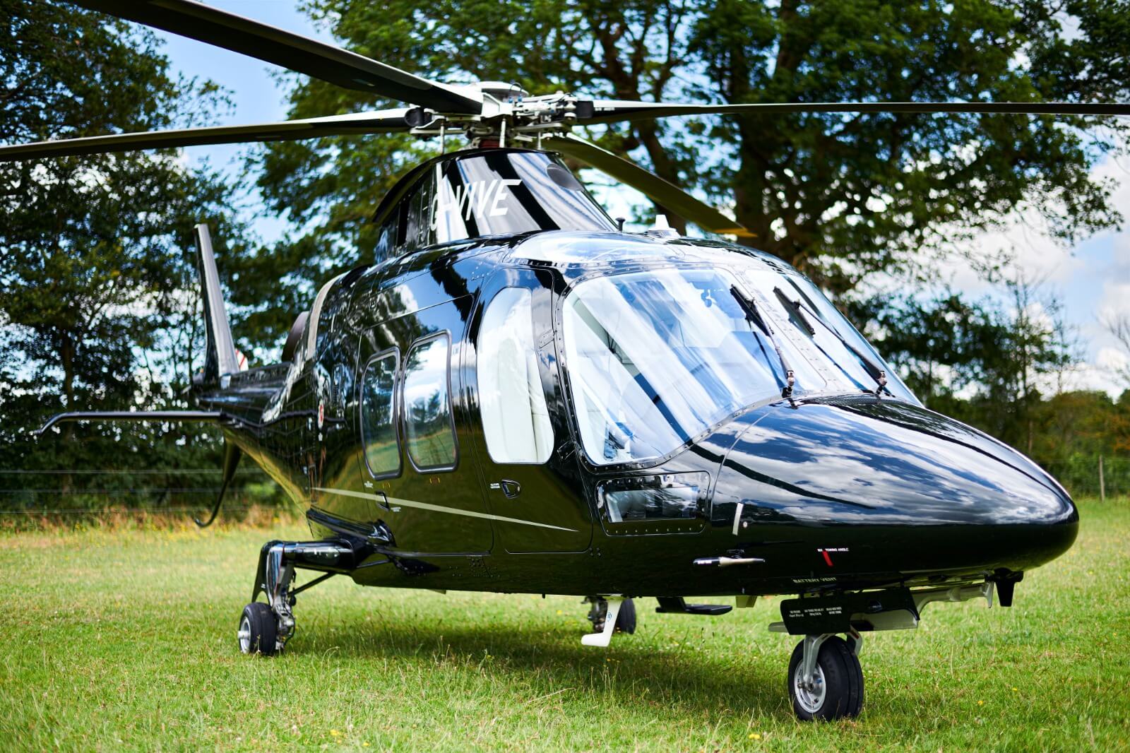 2019 Leonardo AW109SP(TTSN:1594), United Kingdom - HeliTrader