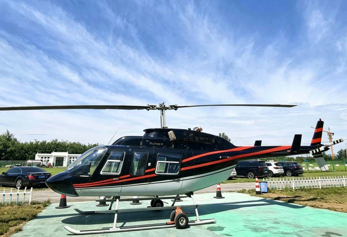 Bell 206L4