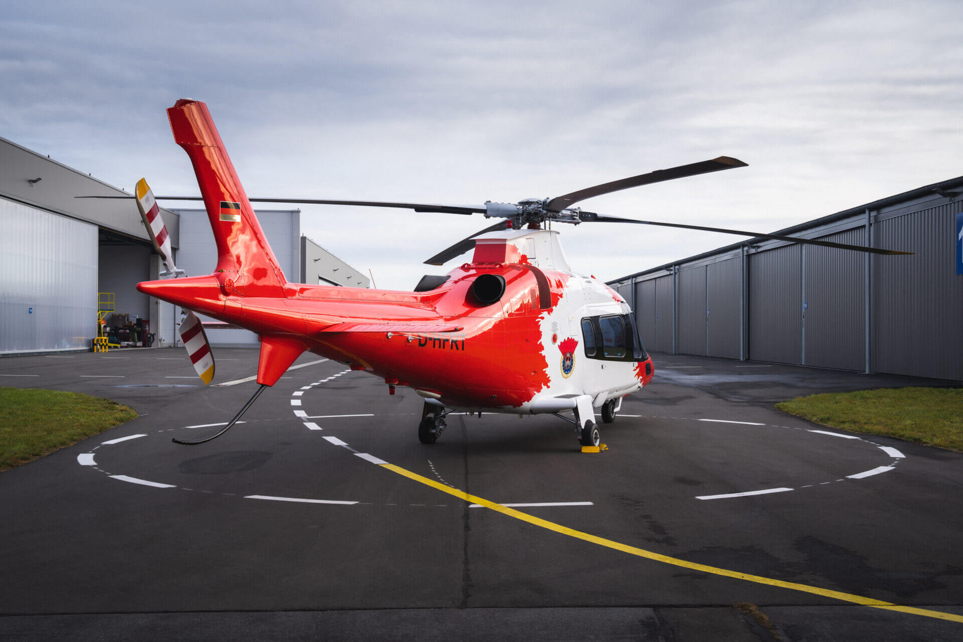 2003 Leonardo A109E, photo 3