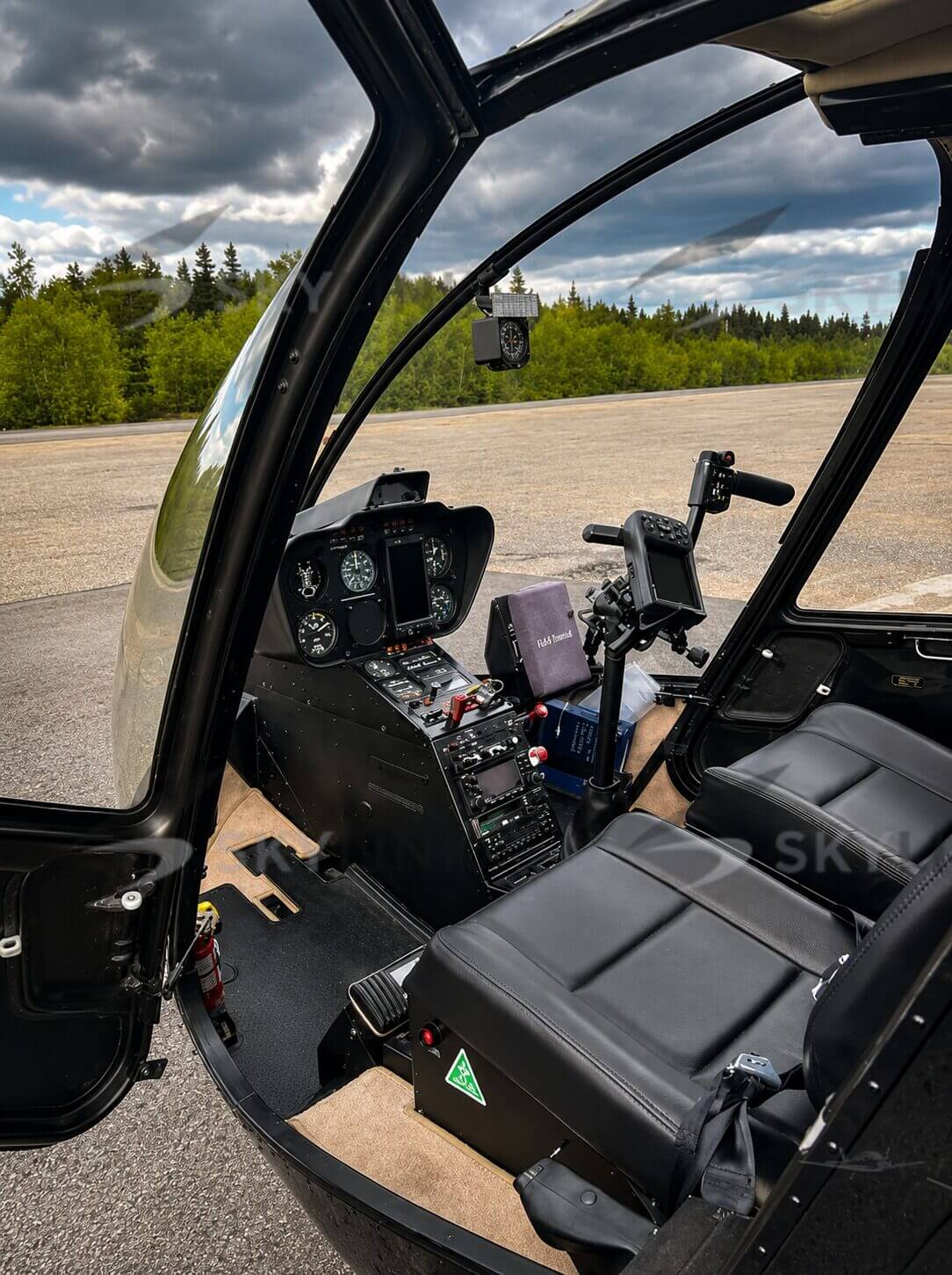 2010 Robinson R44 Clipper II, photo 4