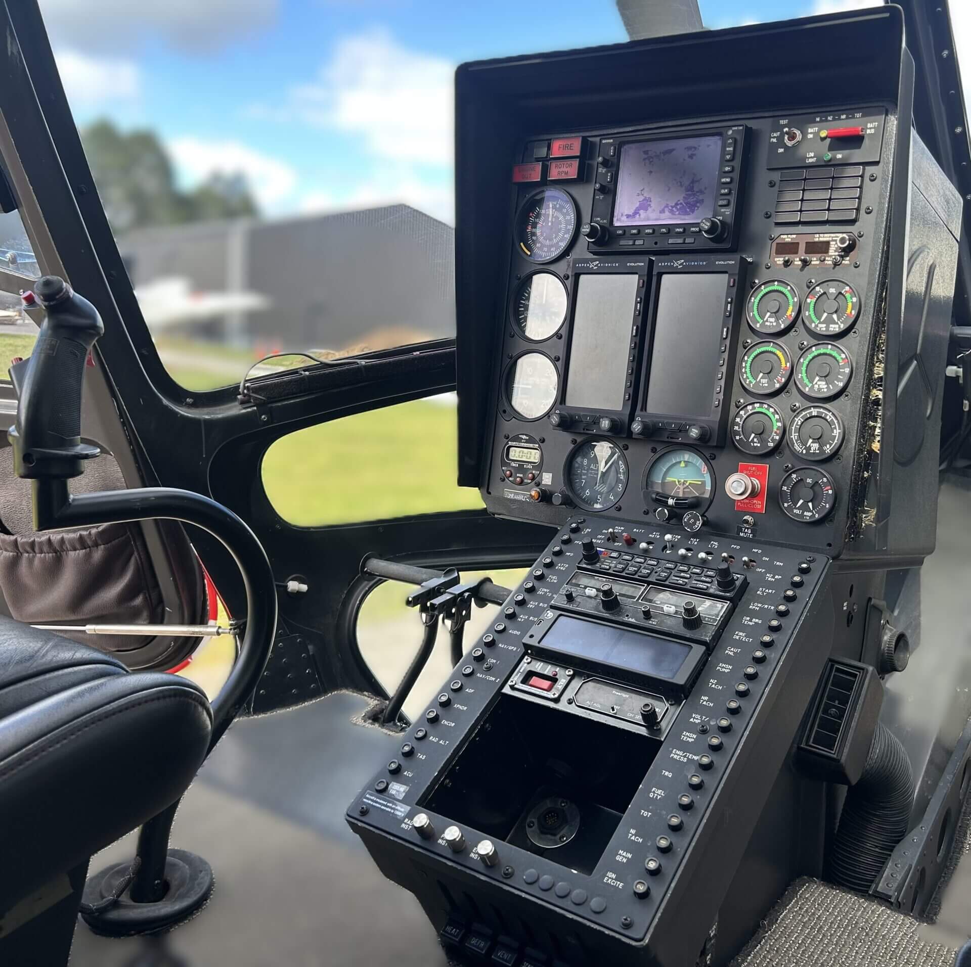 2006 Enstrom 480B, photo 2