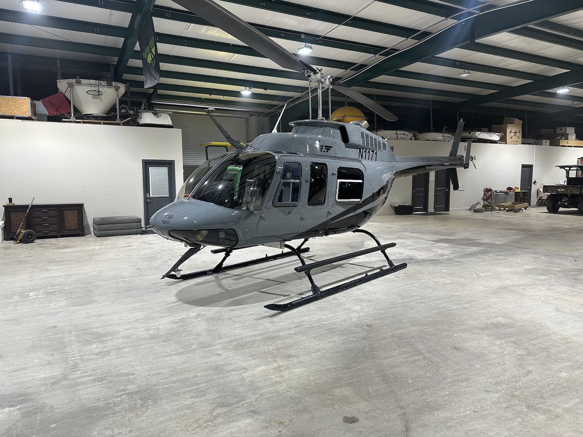 1979 Bell 206L1-C30P, photo 1