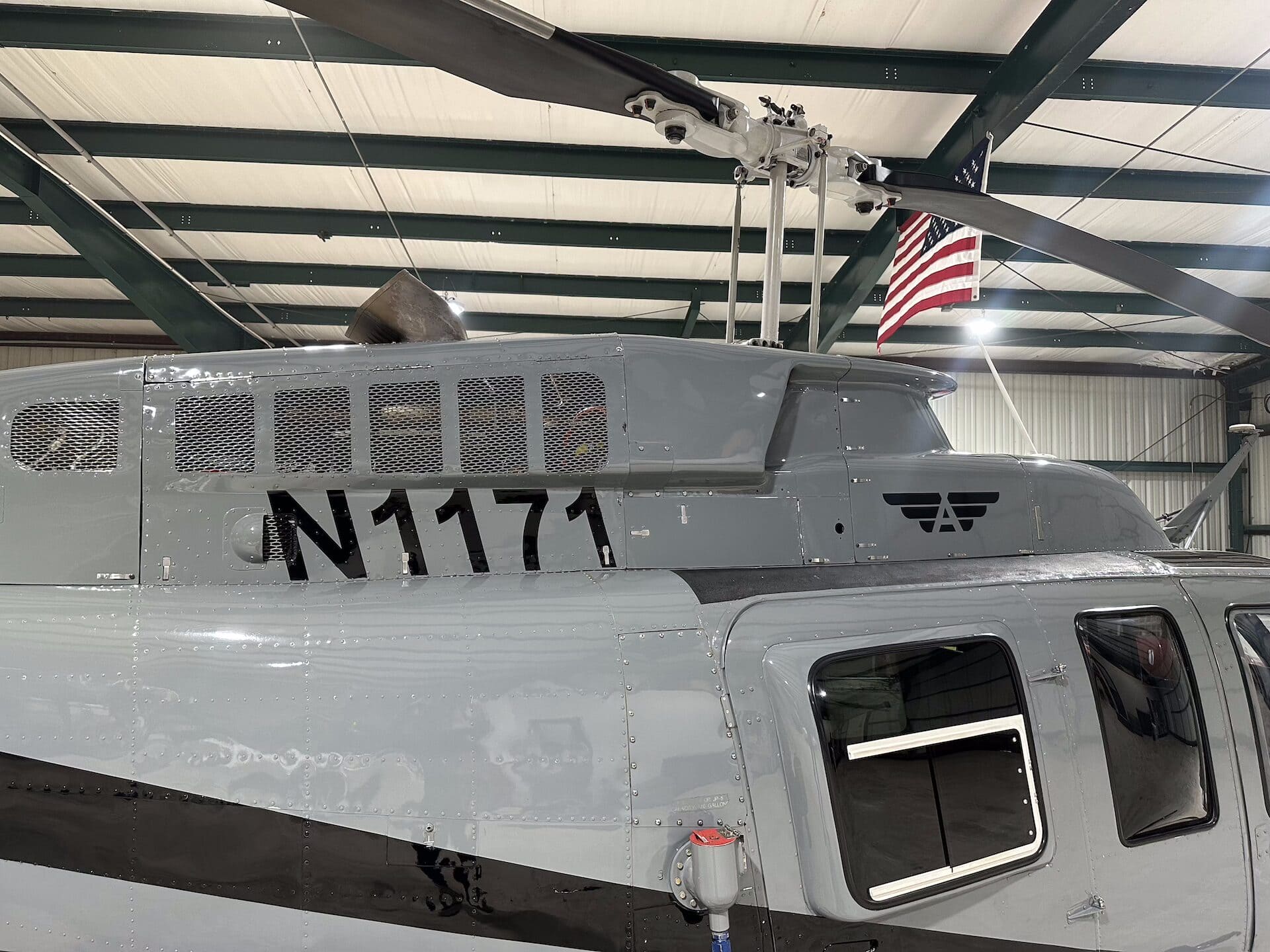 1979 Bell 206L1-C30P, photo 4