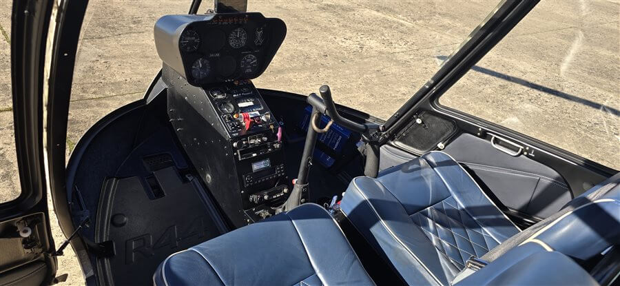 2010 Robinson R44 Raven I, photo 4