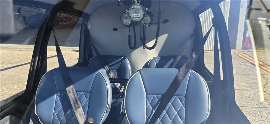 2010 Robinson R44 Raven I, photo 5