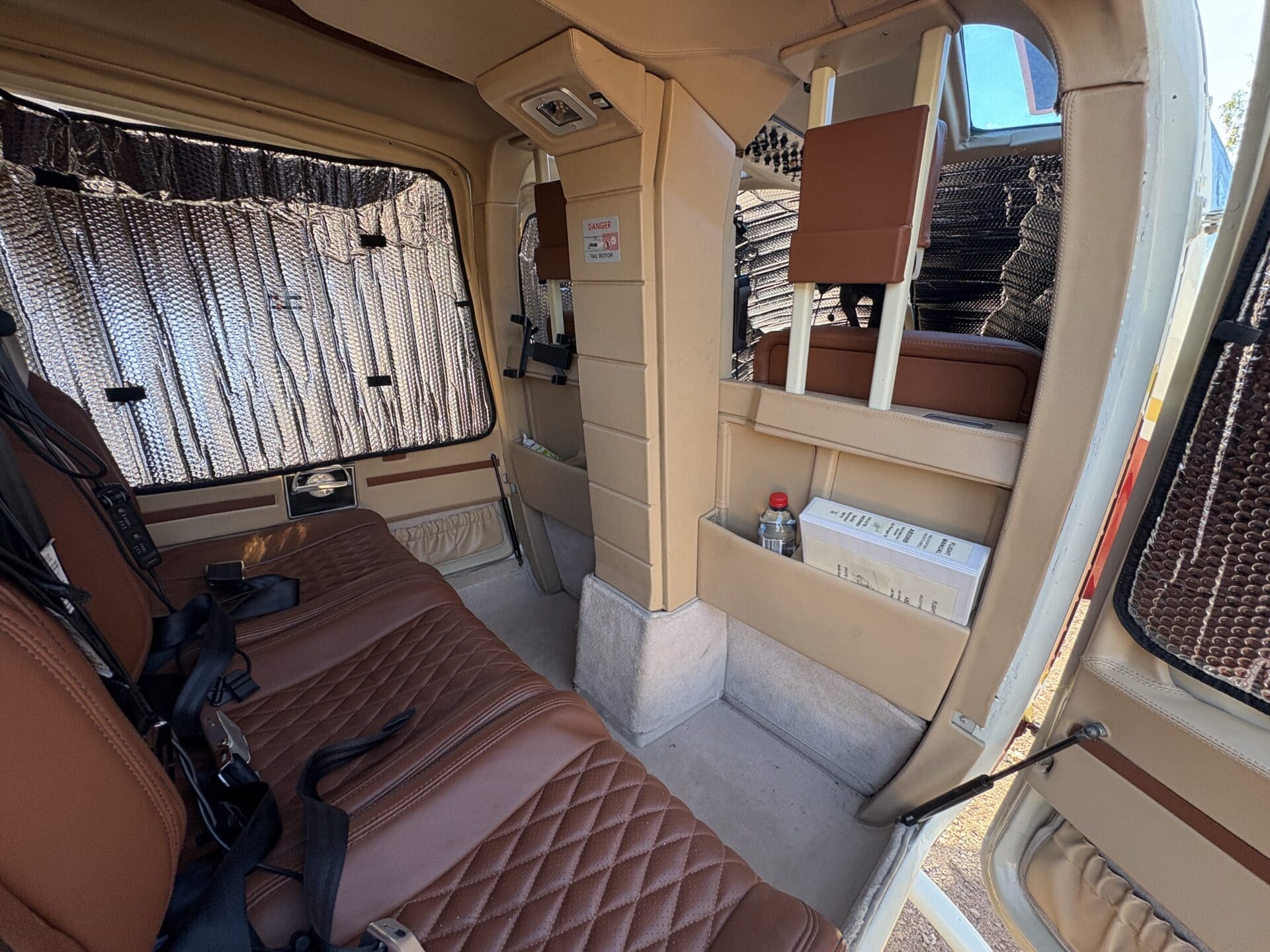 1984 Bell 206B, photo 2