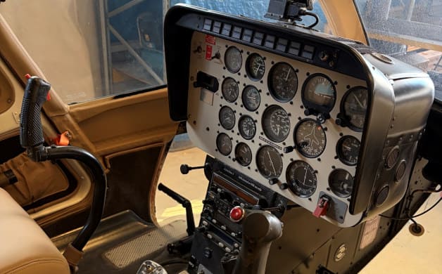 1980 Bell 206B3, photo 3