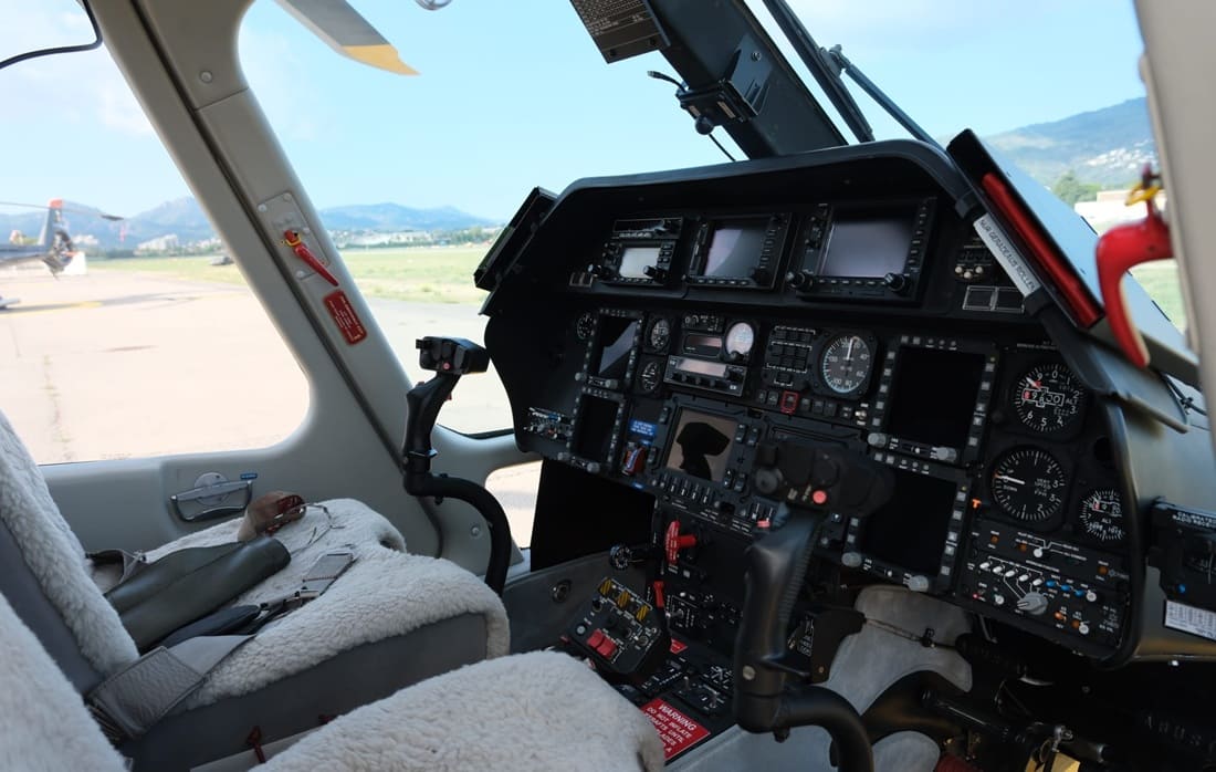 2009 Leonardo AW109S, photo 4